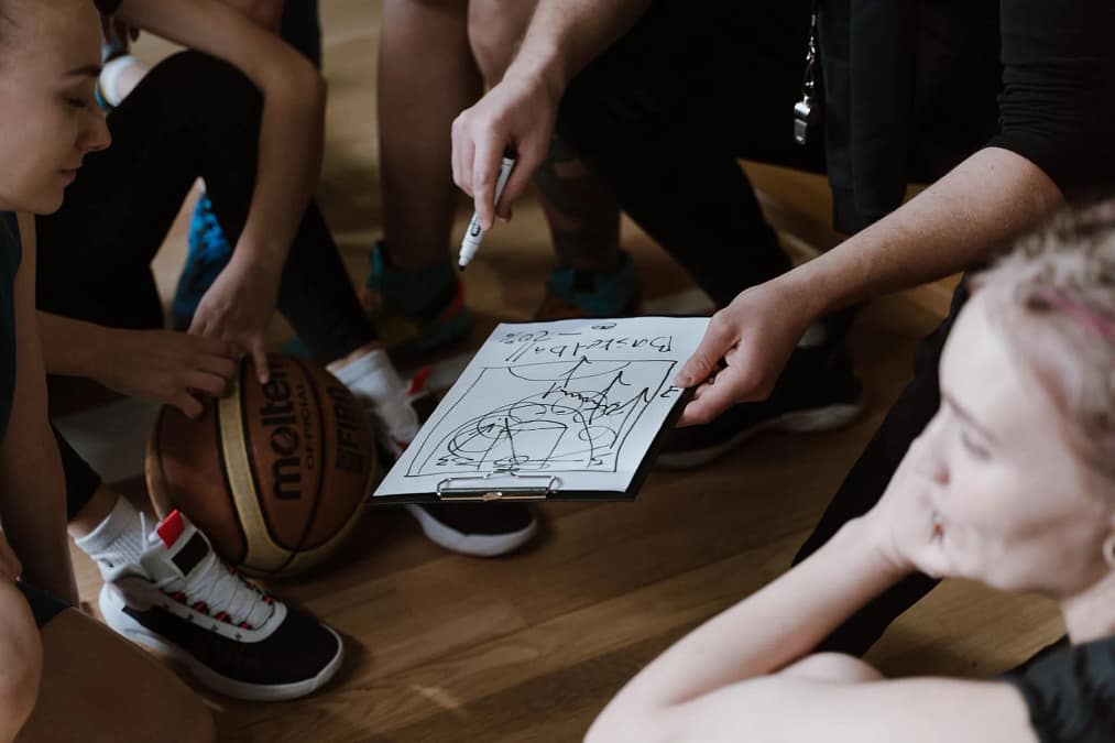 How Does Coaching Behavior Impact Retention? — illustration